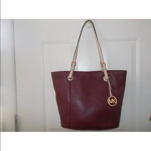 Michale Kors tote